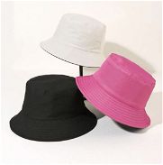 Sombreros pachangas de moda reversibles en negro - Img 46043349