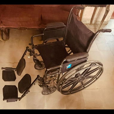 Vendo un sillón de rueda de uso - Img 124303602