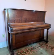 Se vende Piano horizontal alemán marca Kallmann de madera de cedro en perfectas condiciones - Img 50456885