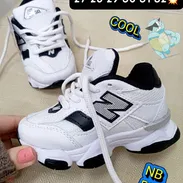 Tenis de niños y niñas NEW BALANCE 530 BLANCO Y NEGROS - Img 55566568