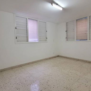 Venta apartamento bajos 3 cuartos garaje 57mil usd 53582376 - Img 118439219