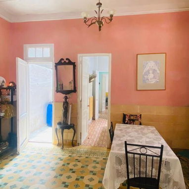 Venta de apartamento planta baja en el vedado con carpoch - Img 121311025