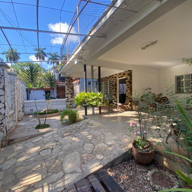 馃崁 Se vende casa independiente en Tropicana perteneciente al Municipio Playa 馃崁 - Img 118548777