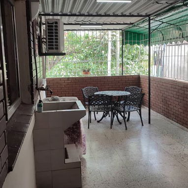 🛌 Apartamento de 1 Habitación a Una Cuadra de 23 y 12 (Con Generador) REF 1461 - Img 114729821