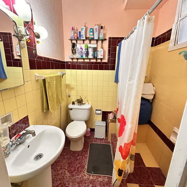 Se vende apto cerca de la casa de la musica en galiano - Img 122172036