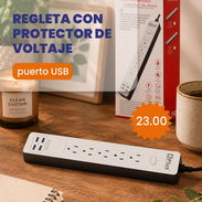 Regleta APlus con Protector de Voltaje y Puertos USB | Protección de 900 Joules - Img 56213883
