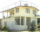 Villa Llerena Planta Alta 2 habitac con baño indep. Terraza y parqueo de motos en Playa - Img 63207328