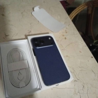 💲1,600 USD Disponible en azul y naranja - 6/9