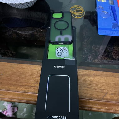 Forro Negro Semi Transparente MagSafe Anti Caídas Para la serie 16 de iPhone (tengo para la serie completa) Muy Bueno!! - Img 113086780