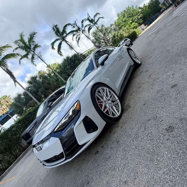 Audi e-tron GT performance plus. 2024 con 20 mil milla. - 2/2