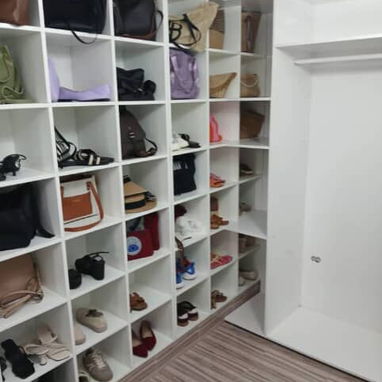 Cuarto de vestidor - 3/5