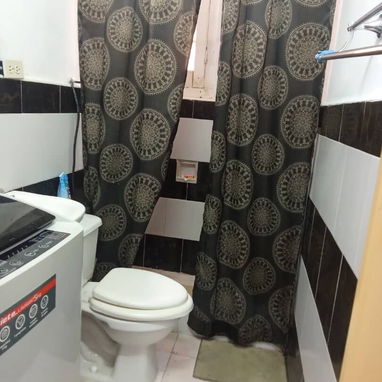 Neptuno 1223 Esquina Masón Vedado Apartamentos 15 segundo Piso edificio capitalista 😌 - 6/10