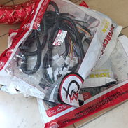 Electricidad de moto electrica instalación completa universal para todas las motos tiene su fusible TODO NUEVO - Img 56890338