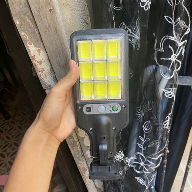 Reflectores LED para exterior, con sensor de movimiento y panel solar - Img 119855977