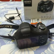 Vendo cámara digital Sony 20 mgpx muy buena - Img 45353991