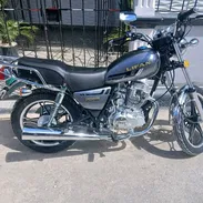 Moto Lifan 250 CC barilleras  4 tiempo  Sale con una pre factura con la que puede circular sin problema 2700usd - Img 56936250