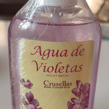 Champú, Colonia violeta, Desitin, jabón y toallitas húmedas de bebé - 8/8