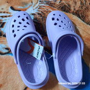 Crocks #40/41 - Img 54063795