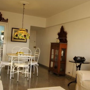 RENTA EN VEDADO - 5/7