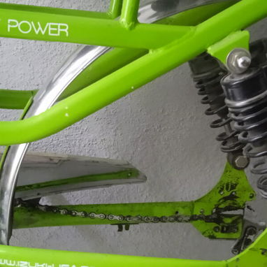 PARA LOS MECANICOS Y LOS QUE QUIEREN ARMARSE DE UNA BICI ELECTRICA, VENDO UNA DE USO QUE TIENE EL MOTOR QUEMADO. - 4/10