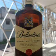 Whisky Ballentines - Img 58097343