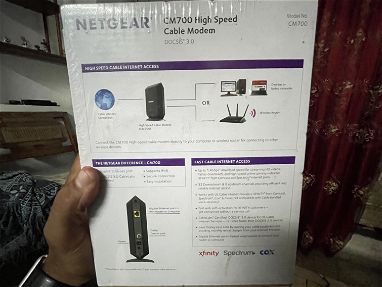 Módem Netgear CM700 sellado en su caja y nailon - Img 68106483