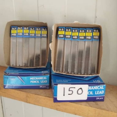 Hoja, libreta, bolígrafo de gel, portaminas, lápiz, portalápiz, goma de borrar, tiza - 8/10
