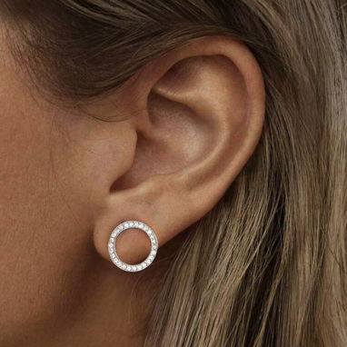 Conjunto de plata de arteria anillo y cadena se vende por separado también - Img 118169470