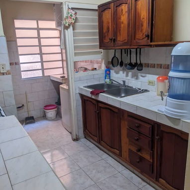 Venta de Apto de 2 cuartos Vedado $35000 - Img 122185516