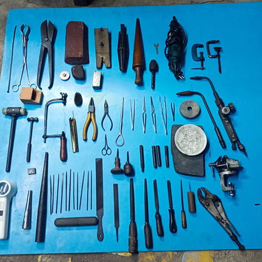 Se Vende Taller  De Joyería (Hay accesorios que no aparecen en las fotos) - 2/7