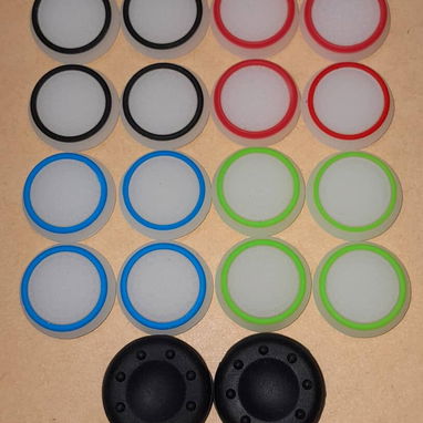 Cajitas de pilas Gomitas para mandos Tapones para mandos Josticks - Img 124934754
