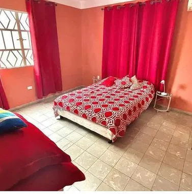 Apto cap en nuevo Vedado 1er piso,remodelado,con todo dentro.tiene garage.Whatsapp +507 6791 5607 - Img 97565741