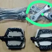 Vielas pedales y cadenas para bici , exelente precio - Img 56334824