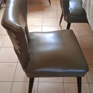 Sillas antiguas, para restaurar.(4 sillas) - Img 45601716