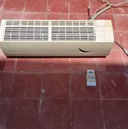 Split de uso INVERTER de 1T, MÁQUINA AL 100% TRABAJANDO,  NO TIENE GAS!!! - Img 50024254
