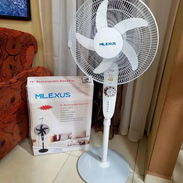 Ventilador recargable de 16" nuevos en su caja - Img 54904682