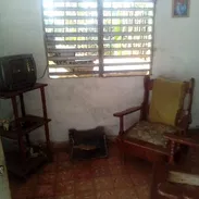 *$8000usd. En venta casa puerta de calle (PLANTA BAJA) de un biplanta en El Roble, Guanabacoa. Placa ocupada. - Img 54609168