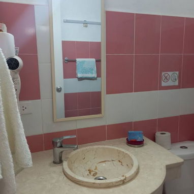 Alquiler de apartamento en Centro Habana de 1 solo cuarto para extranjeros y cubanos - 4/10