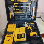 TALADRO INALÁMBRICO PERCUTOR MARCA S.P.C REGALATE LA OPORTUNIDAD DE SER FELIZ Y ACEPTA LO QUE TE MERECES. - Img 56285401