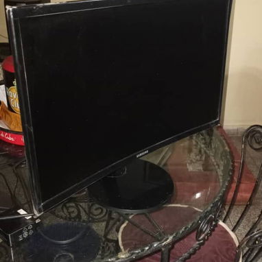 🖥️ Monitor Samsung Curvo 24” en venta 🖥️ - Img 122251329
