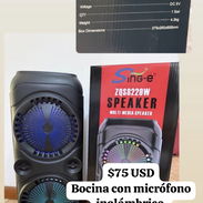 Bocina con micrófono inalámbrico - Img 56895844