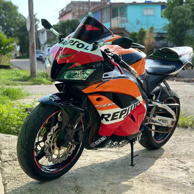 HONDA CBR 600RR 2012 - 4/4