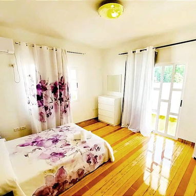Oferta solo por hoy, casa en Santa María de 5 habitaciones climatizada - Img 110393617