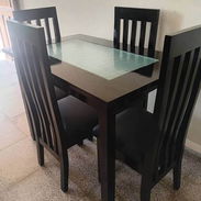 Mesa Para Comedor con 4 Sillas de Madera Negro - Img 57326351