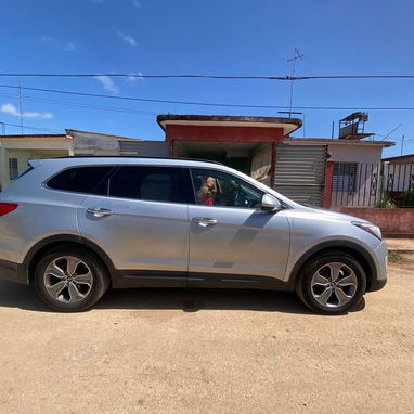 Vendo Hyundai Santa Fe 2016, de 7 plazas - Img 124747035