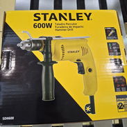 Taladro Percutor STANLEY de impacto 600w - Img 56882579