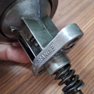 Vendo bomba de gasolina original de peugeot 405 de uso pero funcionando - Img 116327305