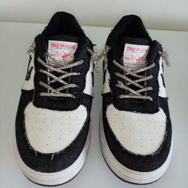 Vendo unos tenis No. 40, originales y prácticamente nuevos. - 2/3