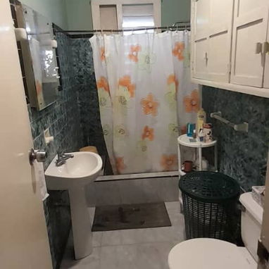 🏠 SE VENDE APARTAMENTO – La Ceiba, Playa 🏠 📍 Ubicado en 49 e/ 58a y 58b, La Ceiba, Playa. A 1 cuadra de la 51 y a 4 d - 10/10