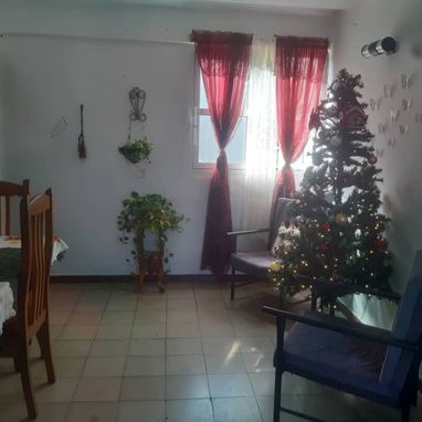 Vendo apto en el reparto Camilo Cienfuegos Habana del este 3er piso ..de 2hbitciones no se va la corriente - Img 120364020